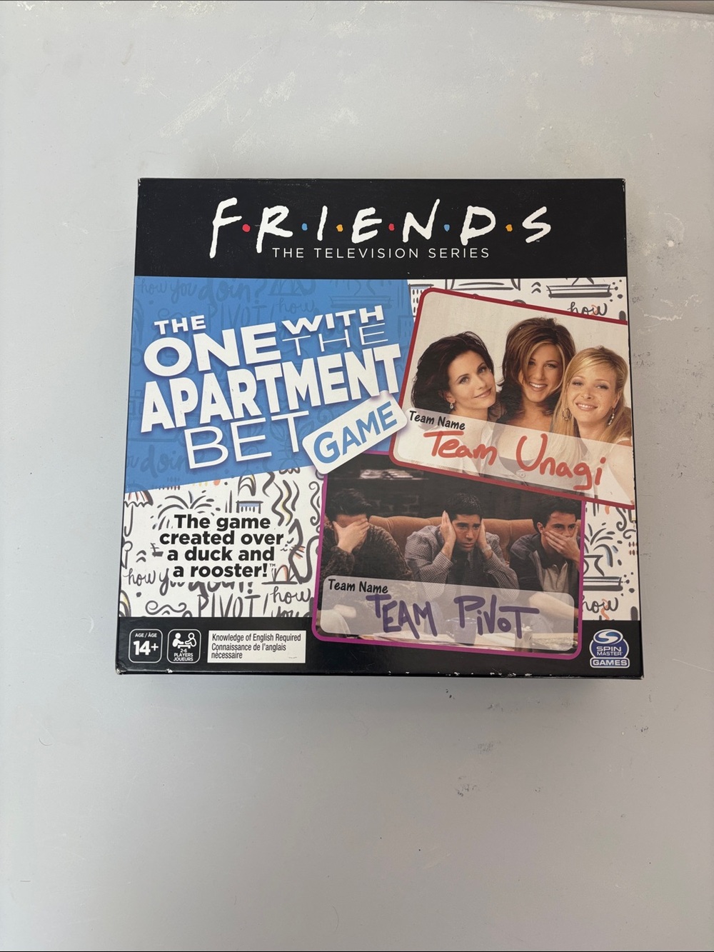 FRIENDS The One With The Apartment Bet Game - Black/Blue